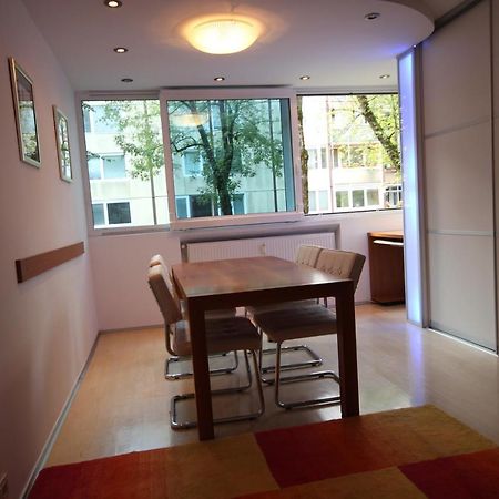 Crtomirova Apartment Ljubljana Eksteriør billede